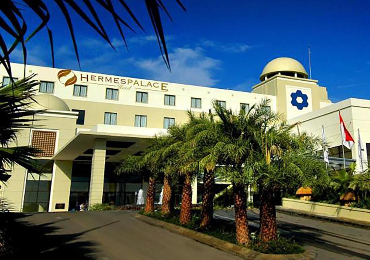 Hermes Palace Hotel Banda Aceh Exterior foto