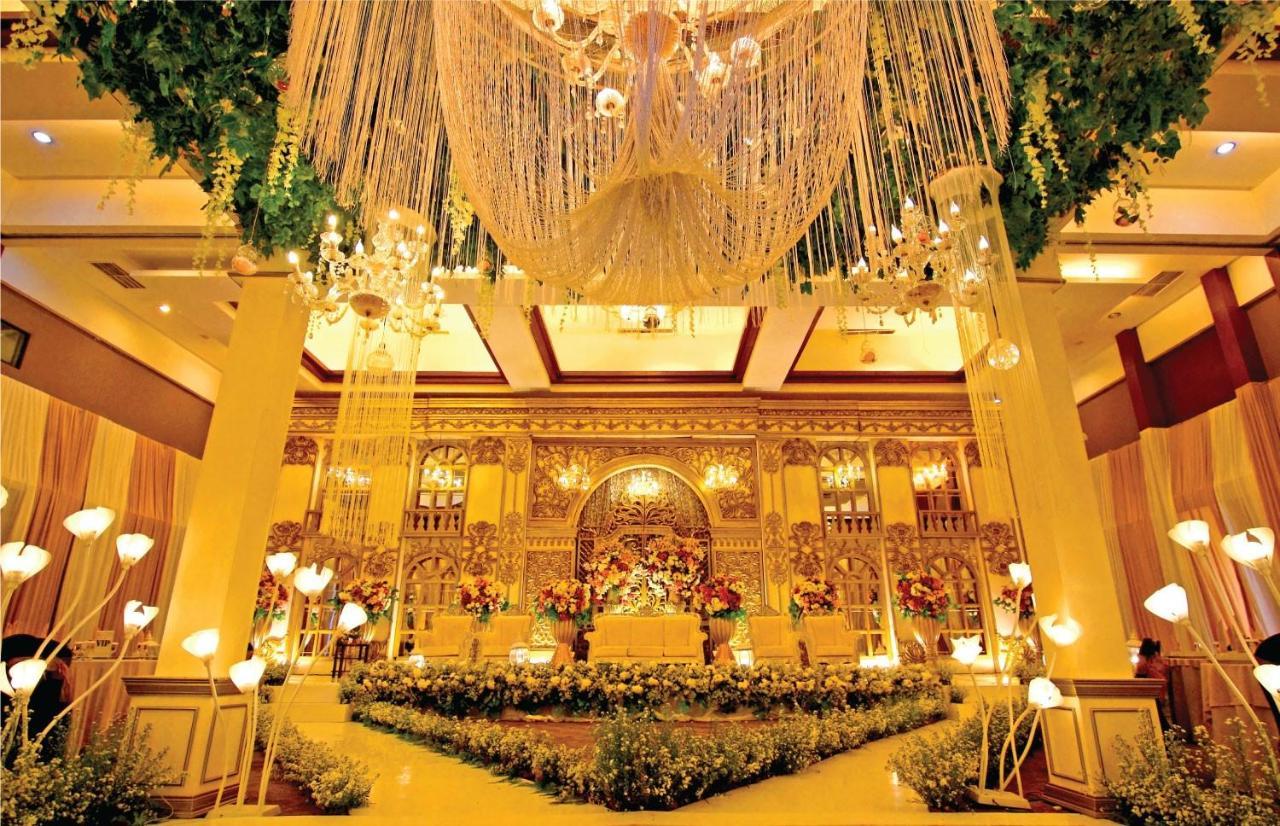 Hermes Palace Hotel Banda Aceh Exterior foto